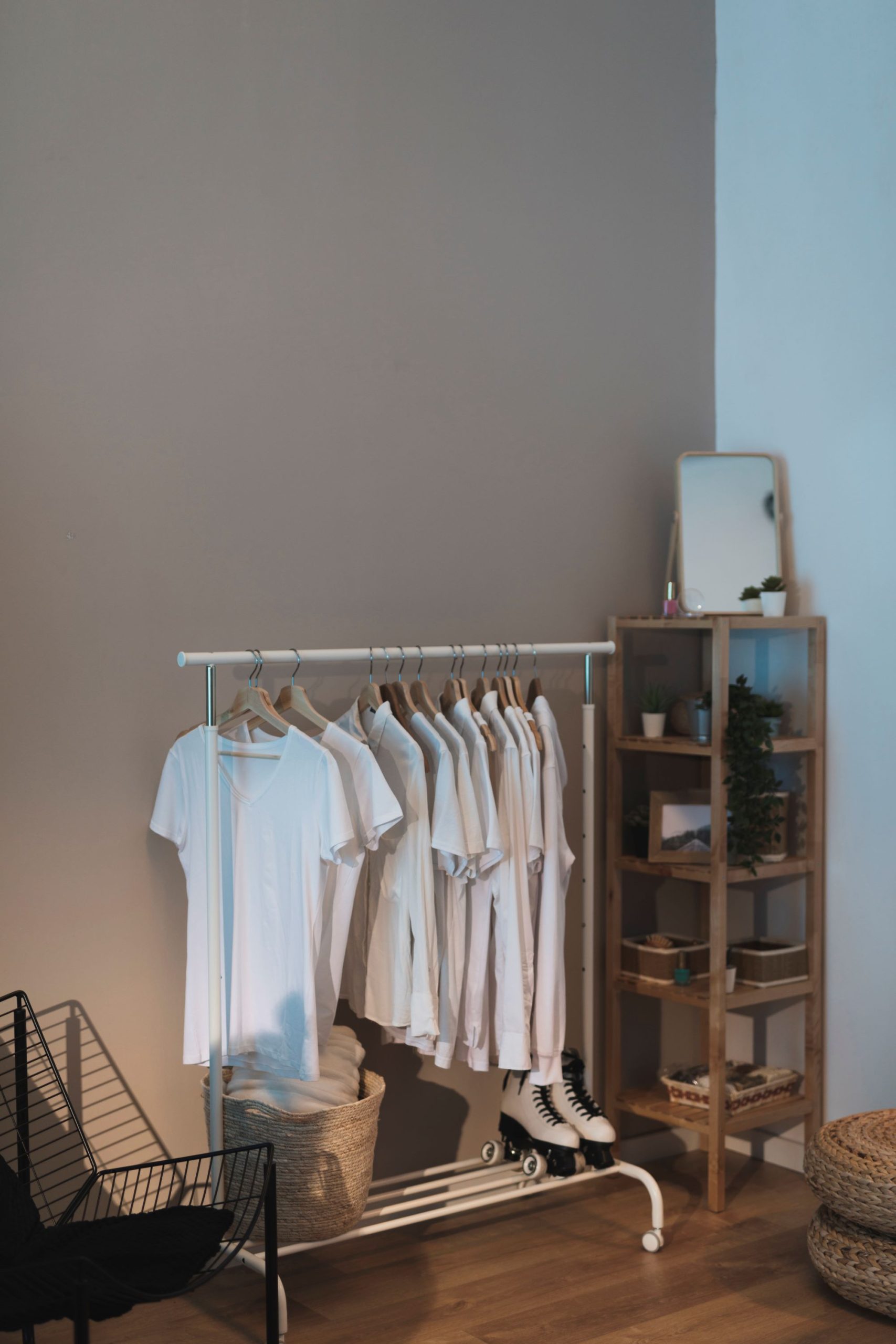 Lựa chọn không gian phù hợp để đặt mẫu giá treo quần áo