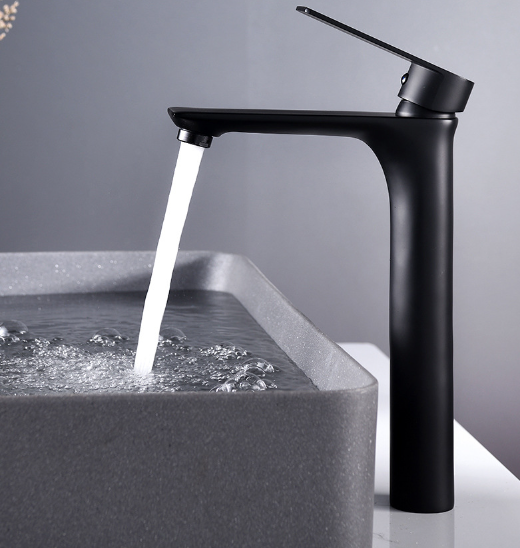 Vòi Lavabo thân dài màu xám chất liệu đồng KUTO Nhật Bản (K025) giúp không gian phòng tắm thêm hiện đại 