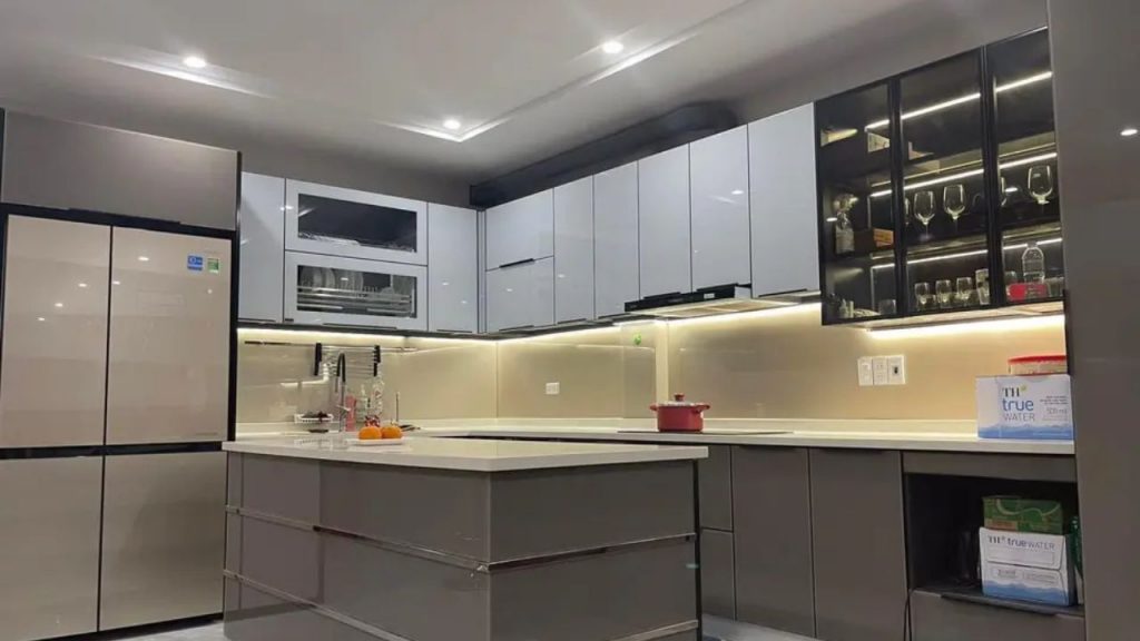 Top các mẫu tủ bếp đẹp hình chữ L cho nhà diện tích nhỏ
