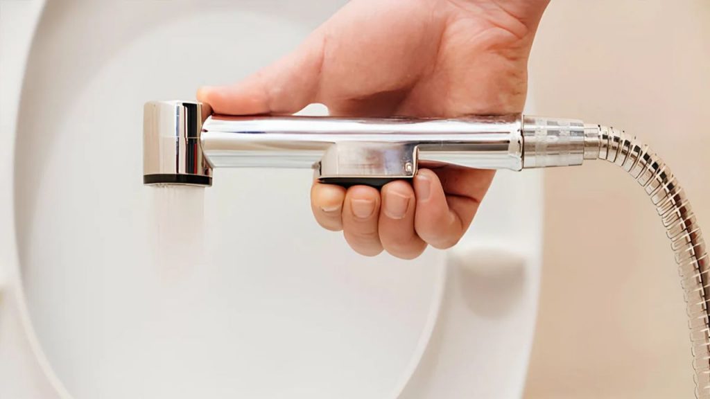 Cách sửa vòi xịt vệ sinh bị rỉ nước nhanh chóng, chi tiết