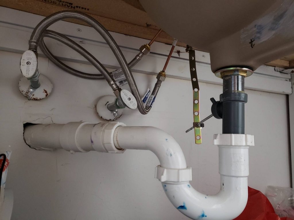ống thoát nước bồn rửa chén