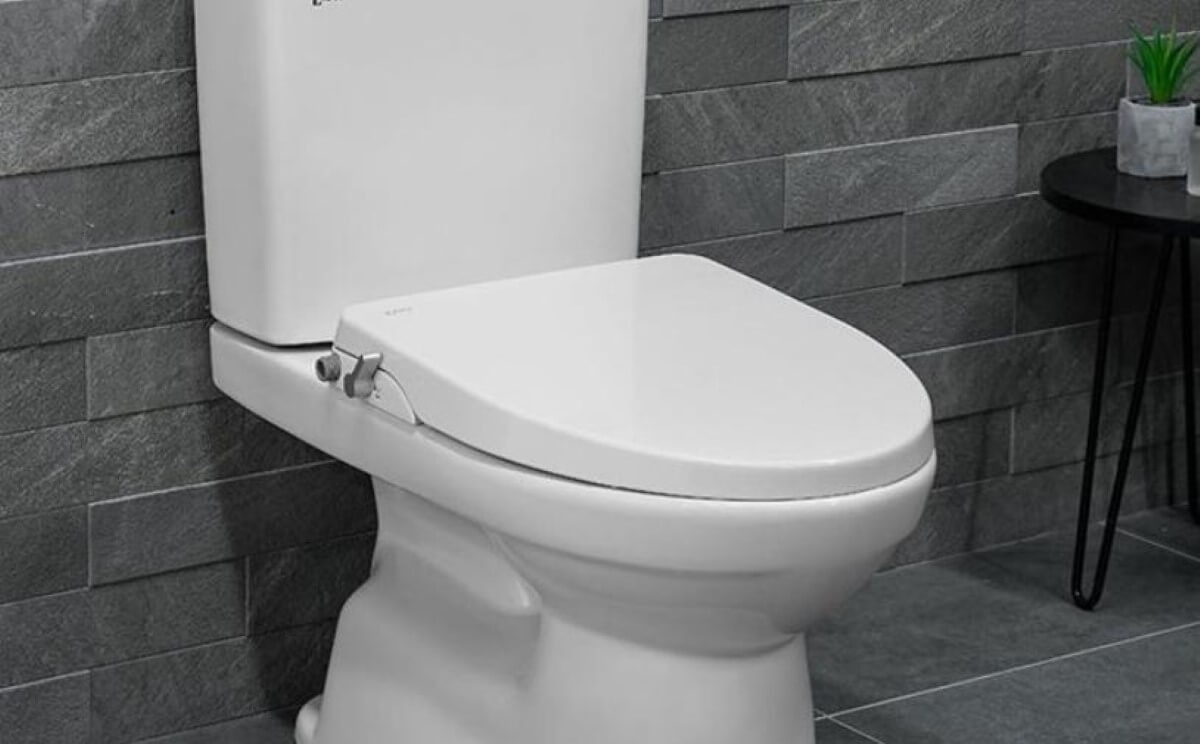 Lưu ý sau khi lắp nắp toilet thông minh cần biết